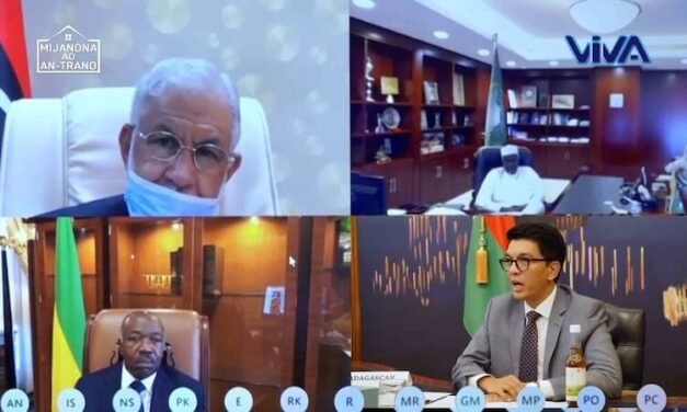 Covid-19 ou confinement par le vide ?