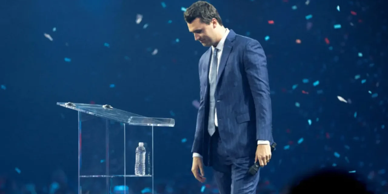 Amérique dos à dos : Charlie Kirk, le symbole d’une décadence ?