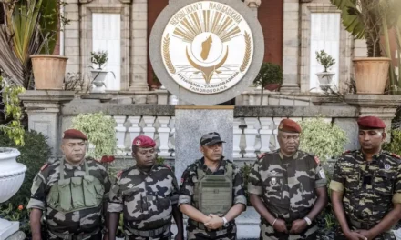 Madagascar : Concilier aspirations populaires et politiques dans le projet de refondation du pays – Réapprendre à faire Nation